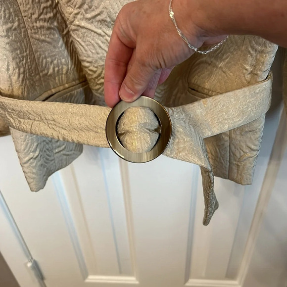 Jones New York Women’s (L) Gold Metallic Belted 3/4Sleeve Textured Blazer Jacket - Picture 5 of 8